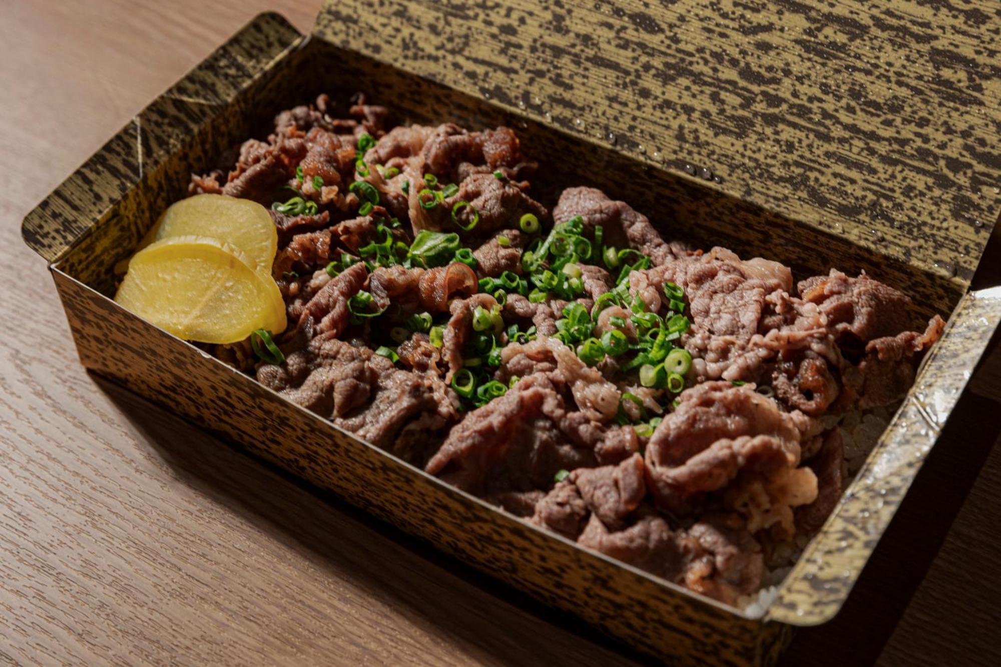 Gems Yufuin Hotel And Spa Cafe Bar מראה חיצוני תמונה